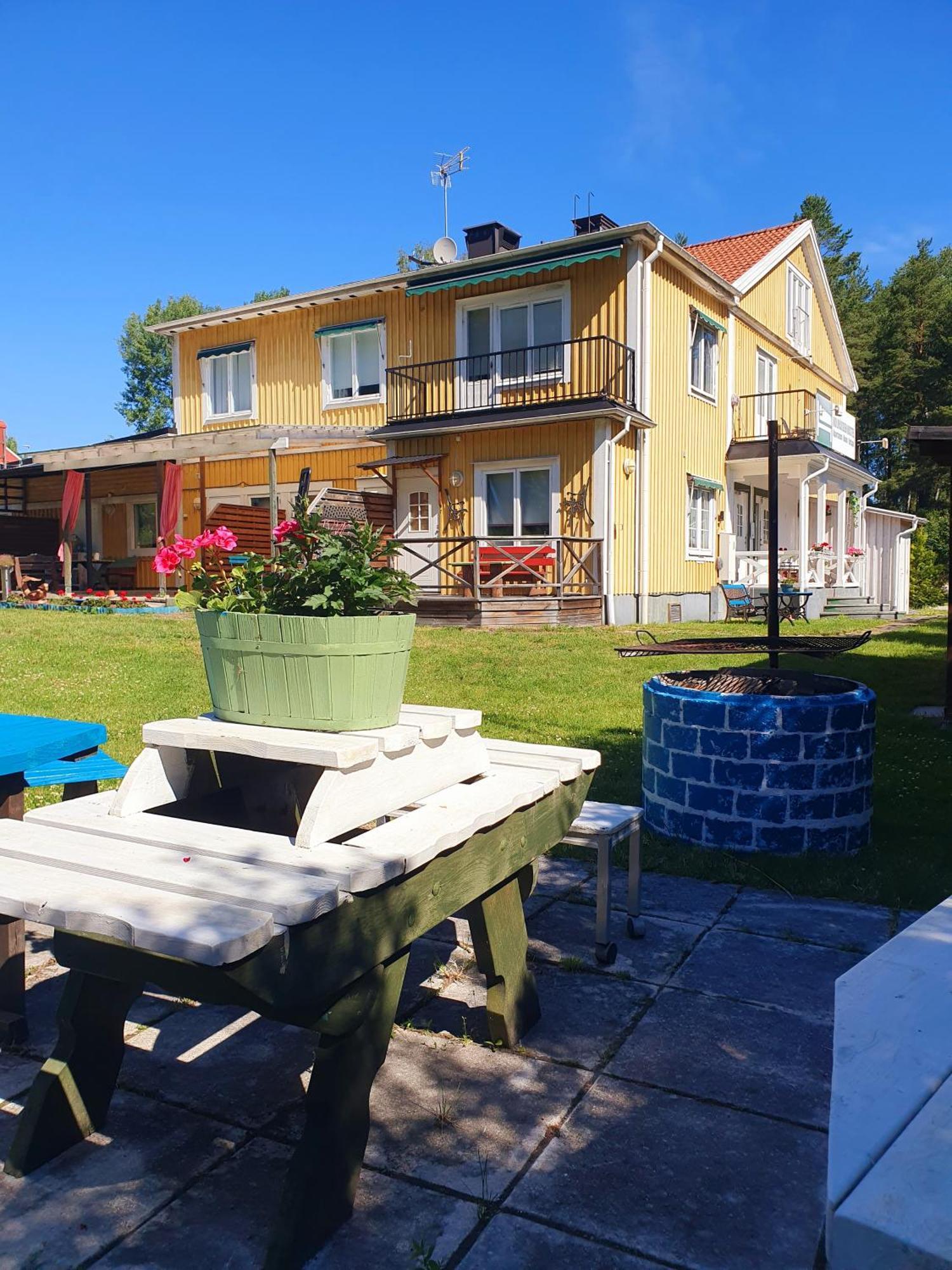 Motel E4 Kolmarden Apartments And Cottages Exterior photo